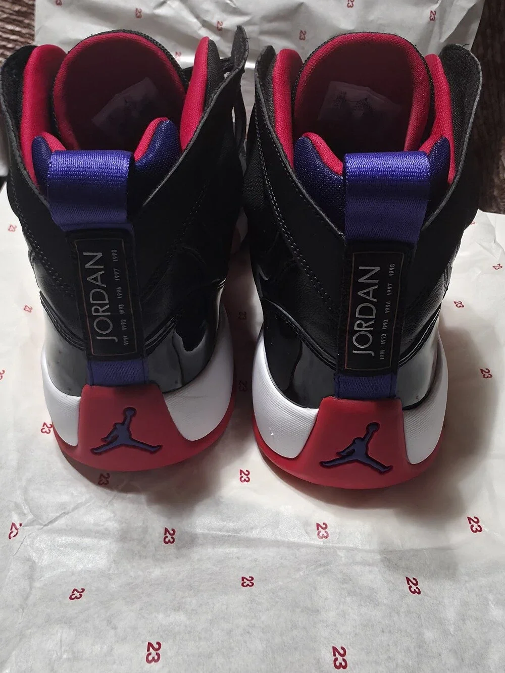 Jumpman Two Trey Raptor colorway Men's Size 13